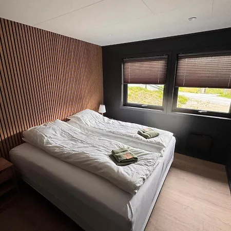 House Near Odda, Dronningstien And Trolltunga Holiday home *